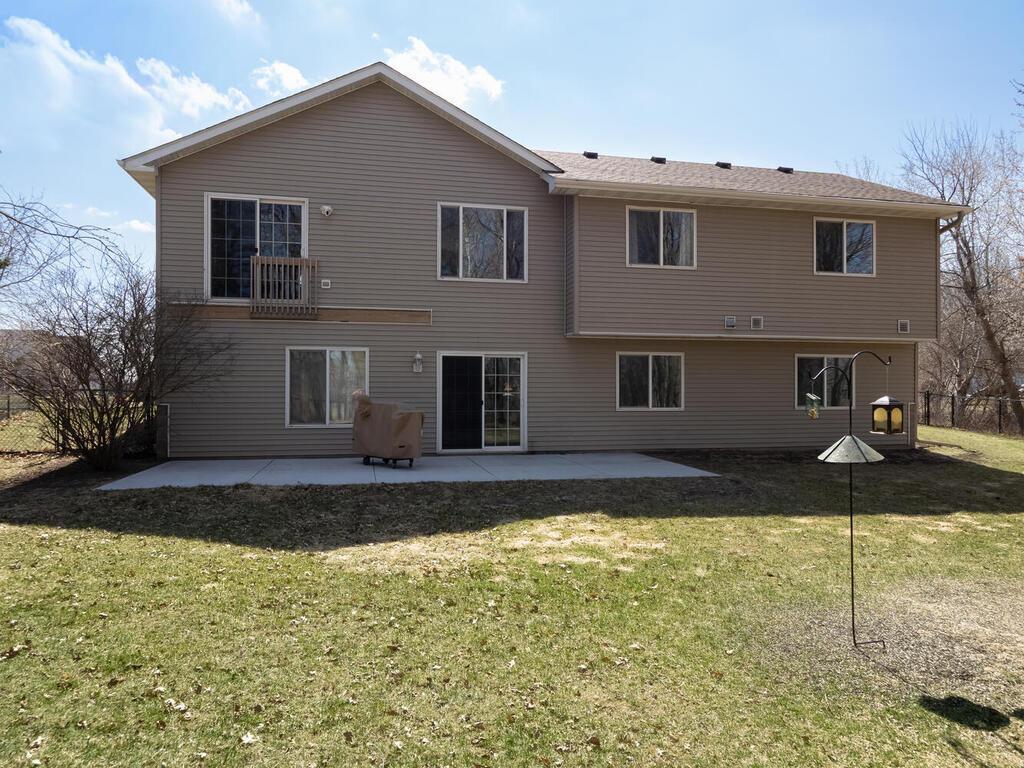 2751 233rd Ln NW Saint Francis MN 55070 USA-002-009-Back-MLS_Size.jpg