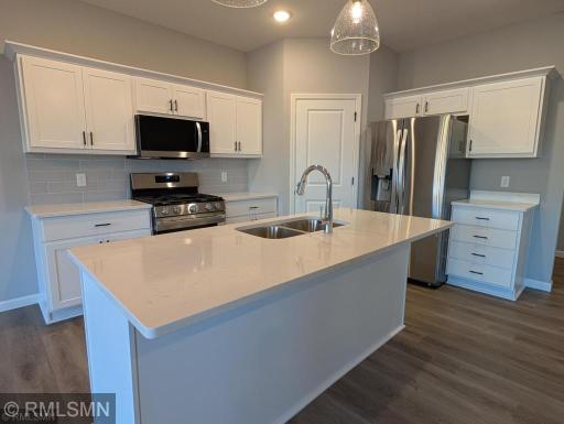 10538 Goodview Avenue S, Cottage Grove, MN 55016