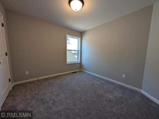10538 Goodview Avenue S, Cottage Grove, MN 55016