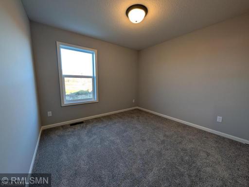10538 Goodview Avenue S, Cottage Grove, MN 55016