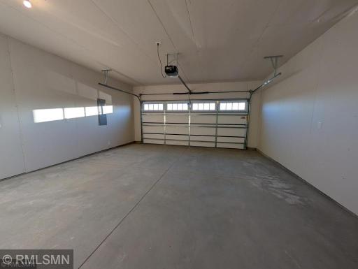 10538 Goodview Avenue S, Cottage Grove, MN 55016