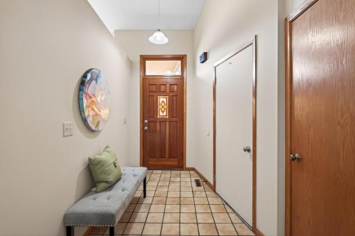2317 Montana Avenue E, Saint Paul, MN 55119