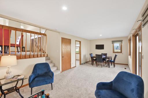 2317 Montana Avenue E, Saint Paul, MN 55119