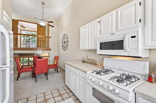 2317 Montana Avenue E, Saint Paul, MN 55119