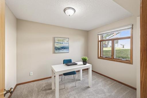 2317 Montana Avenue E, Saint Paul, MN 55119
