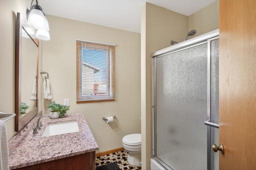 2317 Montana Avenue E, Saint Paul, MN 55119