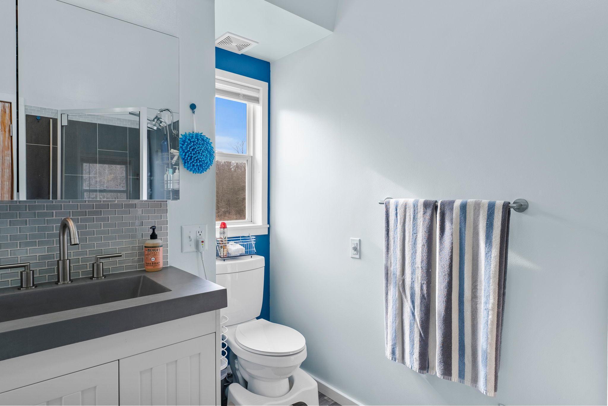 69-web-or-mls-25445 Spaulding Rd-333.jpg