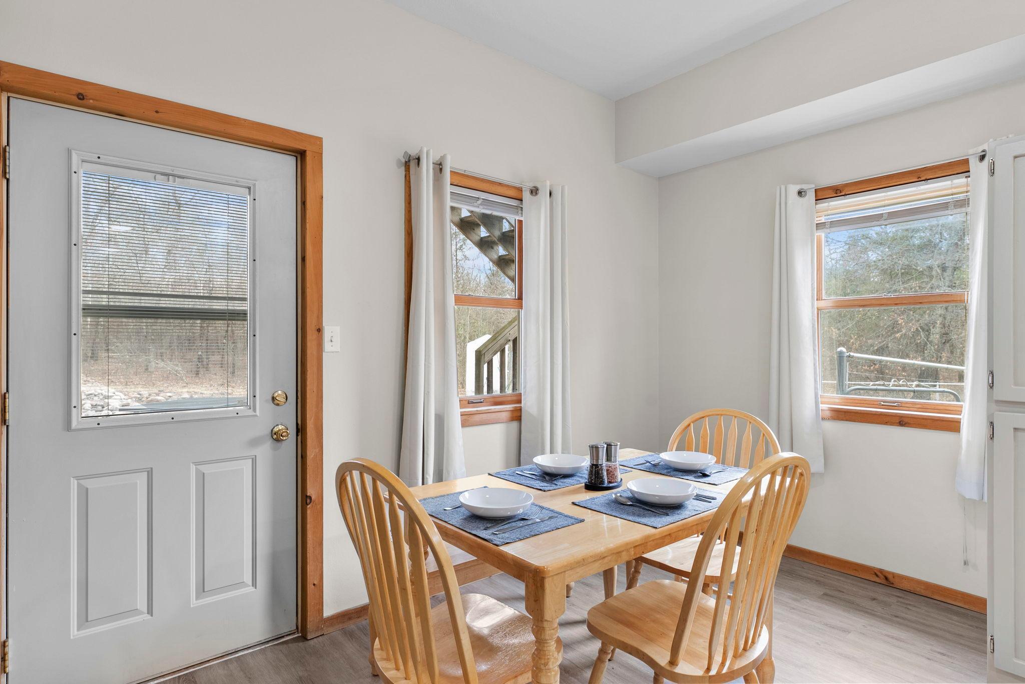 34-web-or-mls-25445 Spaulding Rd-163.jpg