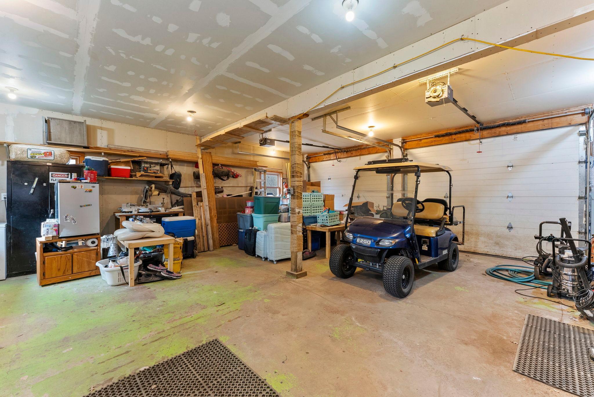 48-web-or-mls-25445 Spaulding Rd-228.jpg