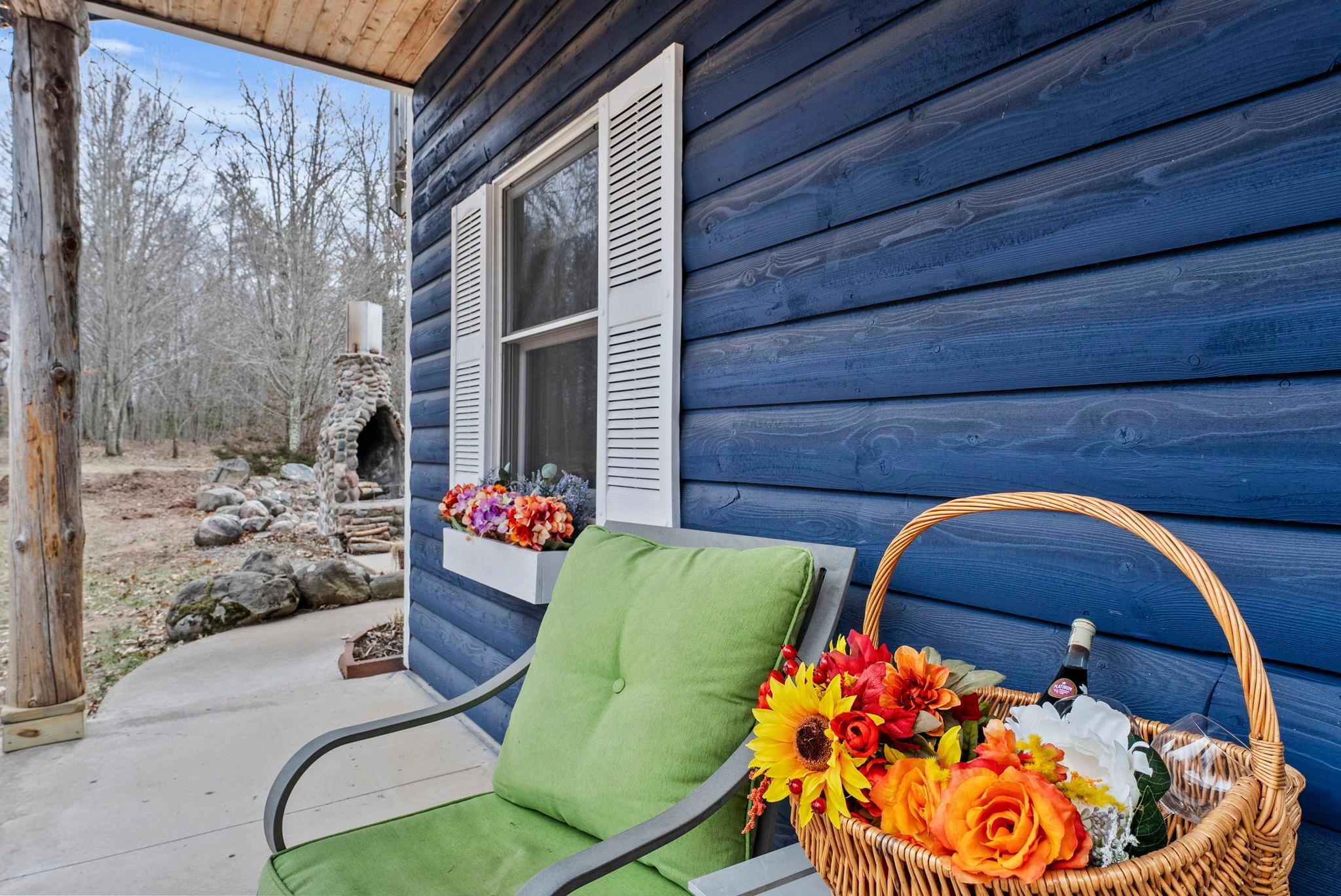 21-web-or-mls-25445 Spaulding Rd-96.jpg