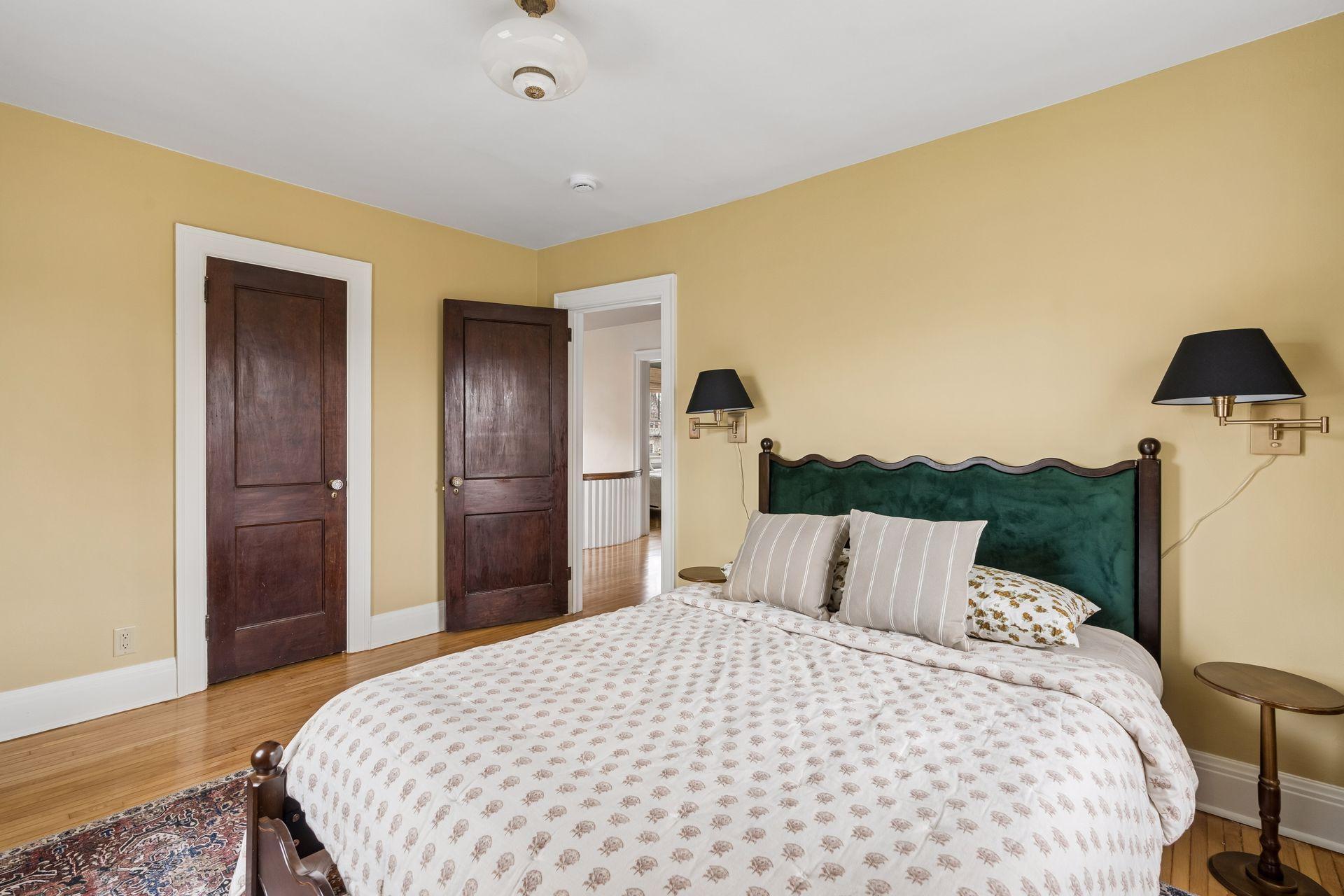 4153 Columbus Ave Minneapolis 55406 - Spacecrafting - 0033.jpg