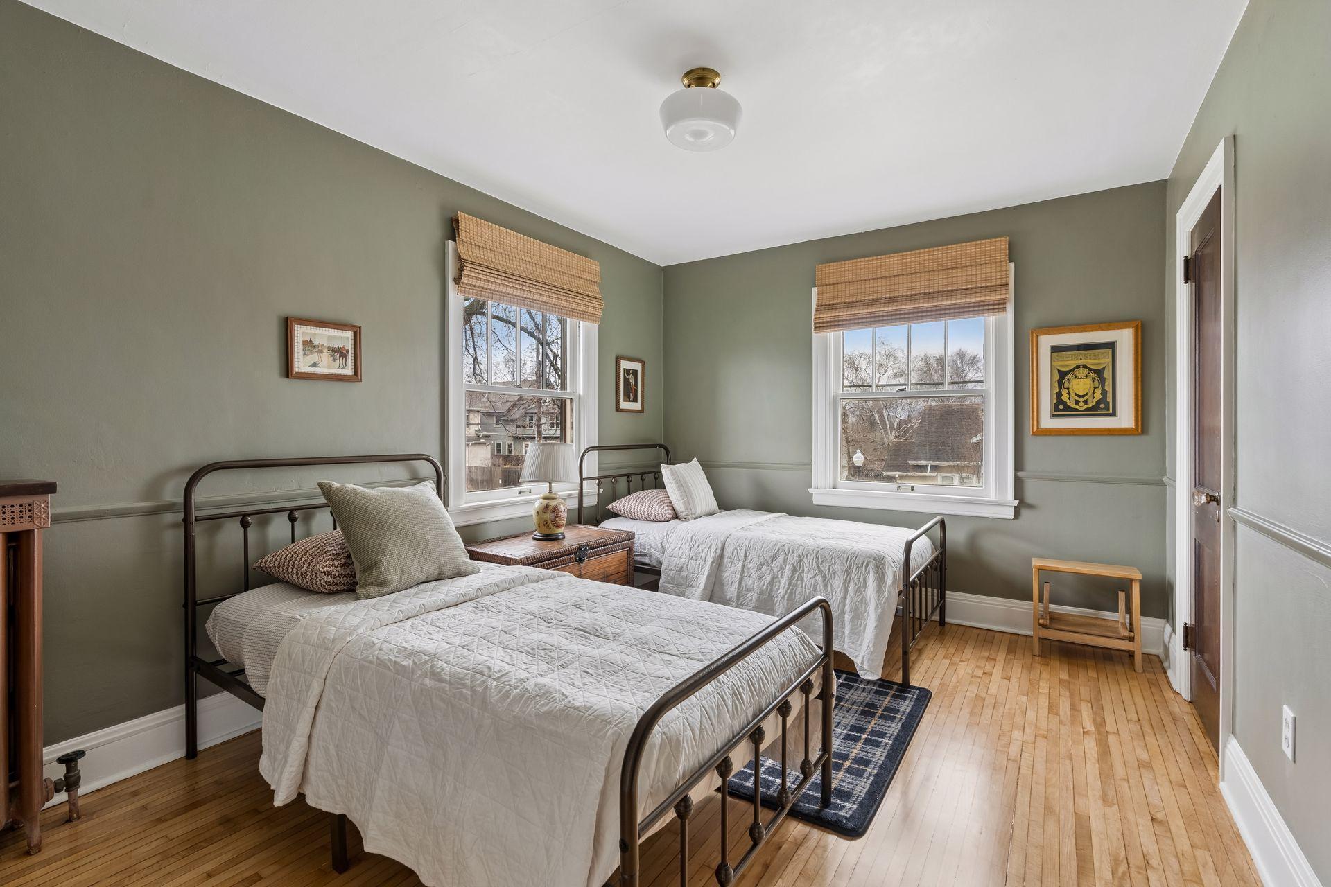 4153 Columbus Ave Minneapolis 55406 - Spacecrafting - 0030.jpg