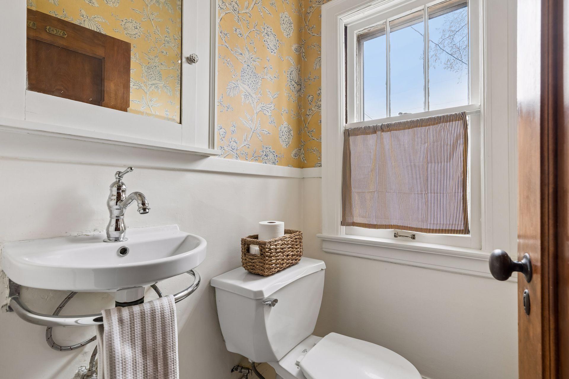 4153 Columbus Ave Minneapolis 55406 - Spacecrafting - 0025.jpg