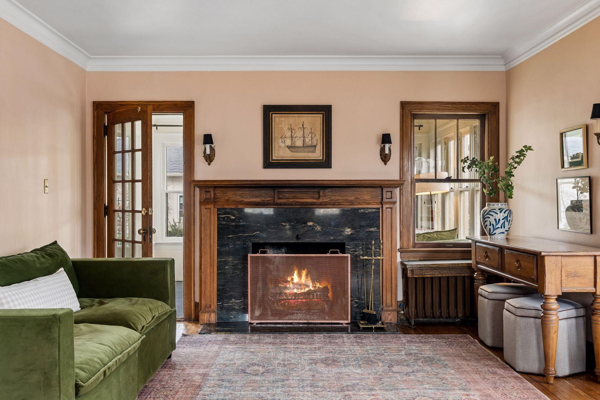 4153 Columbus Ave Minneapolis 55406 - Spacecrafting - 0014.jpg