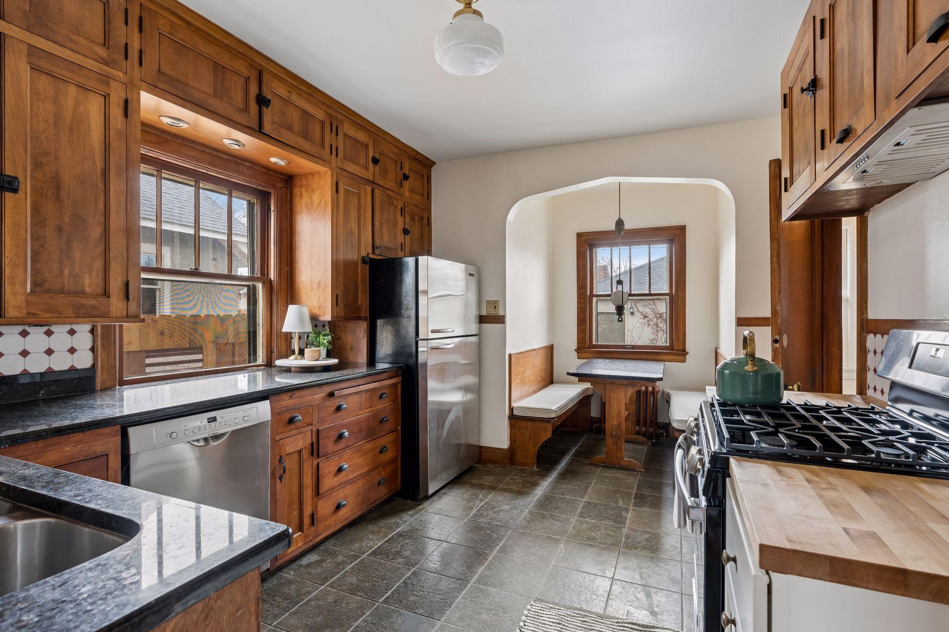 4153 Columbus Ave Minneapolis 55406 - Spacecrafting - 0021.jpg