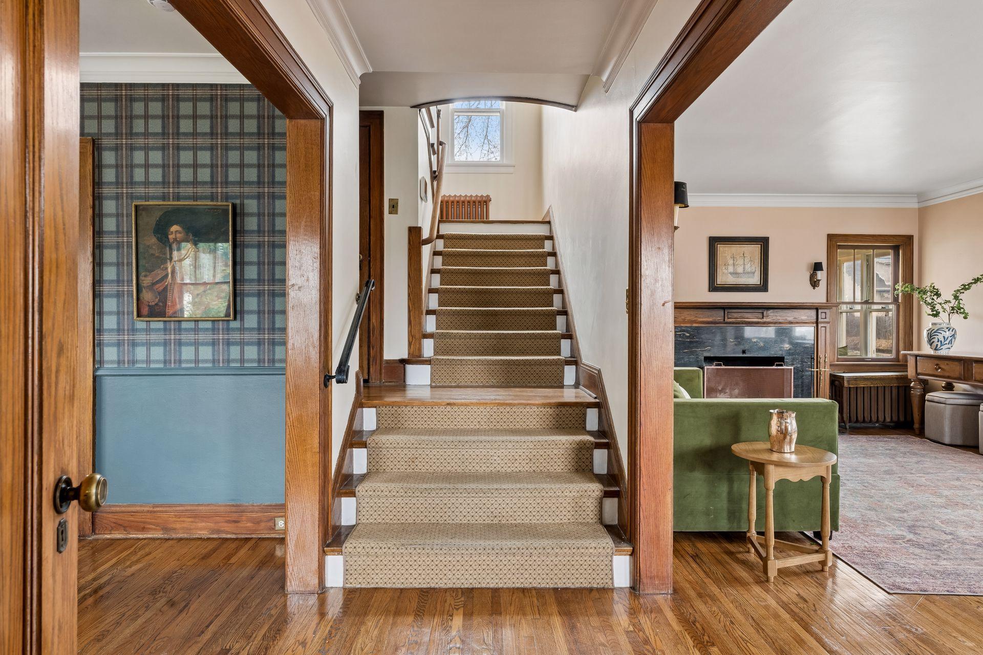 4153 Columbus Ave Minneapolis 55406 - Spacecrafting - 0006.jpg