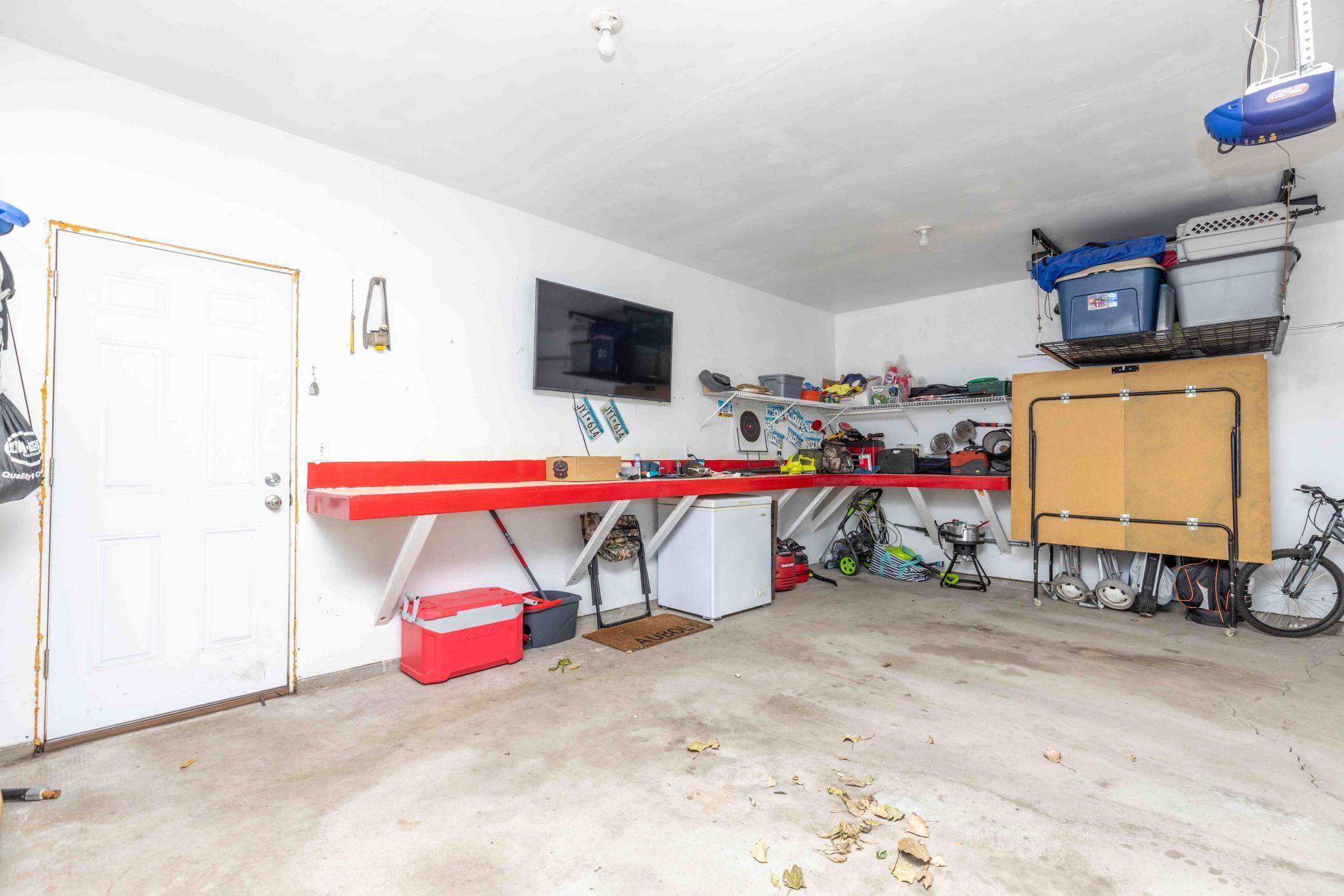 1405 2nd Ave Barnesville-18.jpg