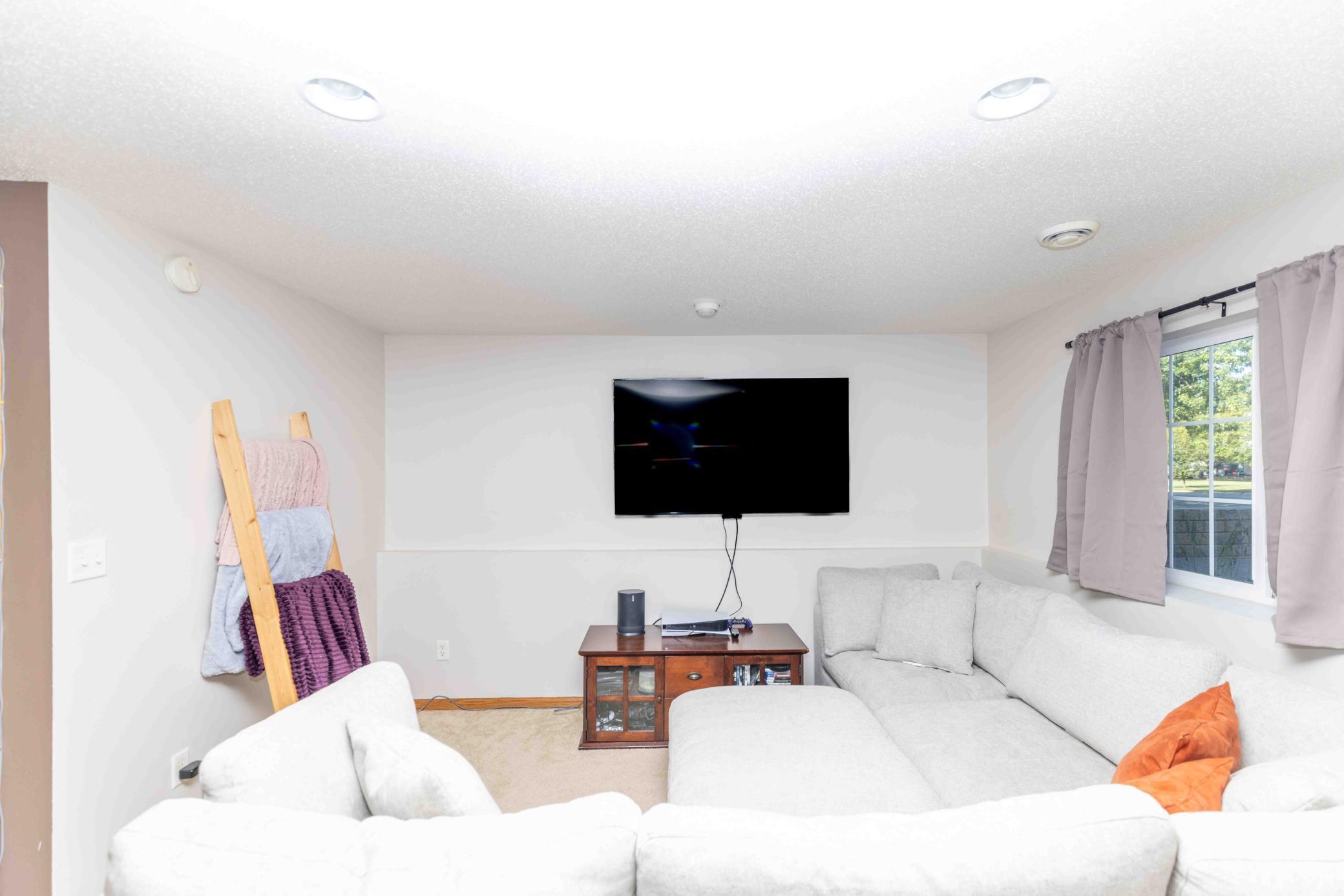 1405 2nd Ave Barnesville-54.jpg