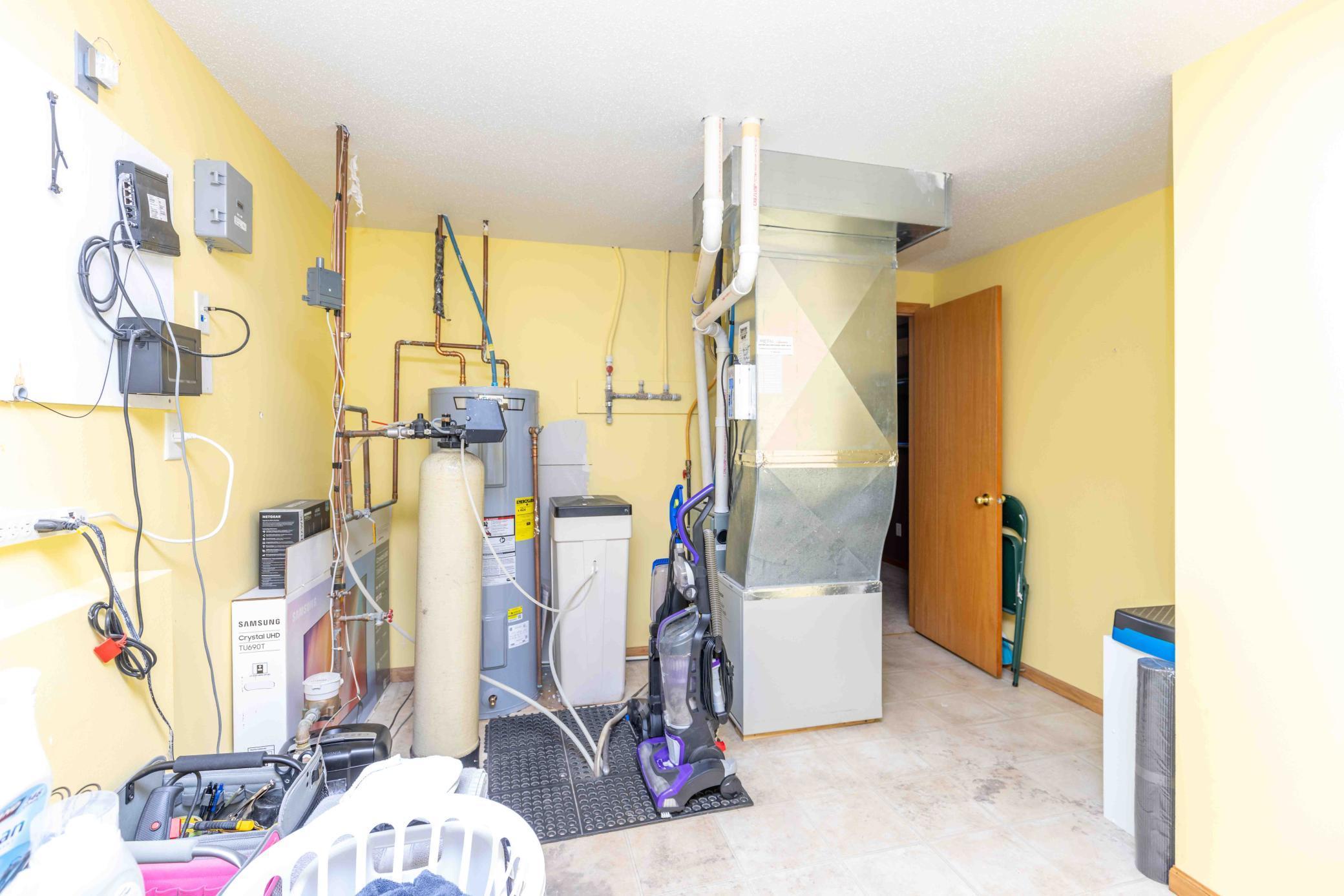 1405 2nd Ave Barnesville-48.jpg