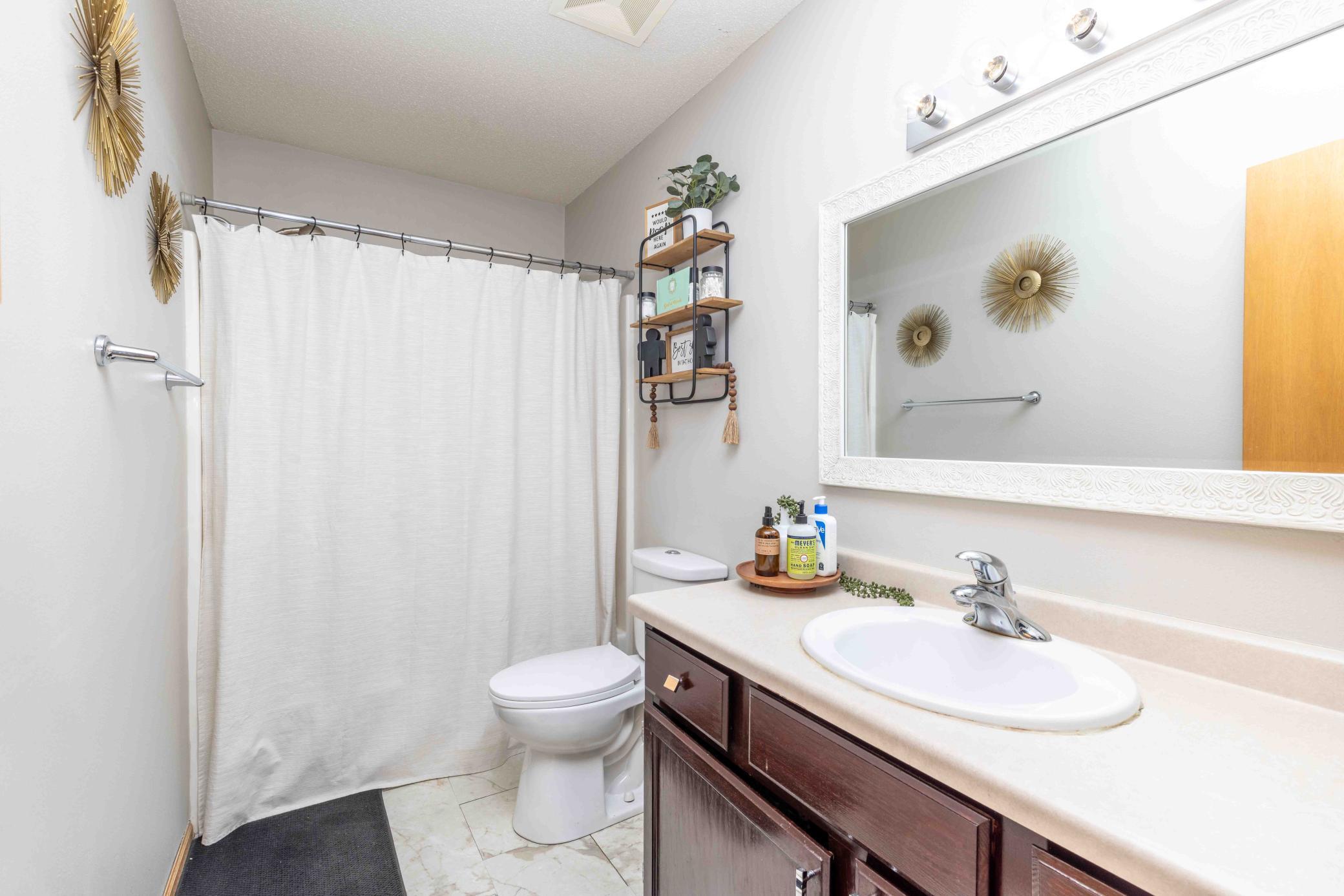 1405 2nd Ave Barnesville-40.jpg