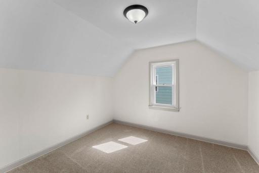 440 Nebraska Avenue E, Saint Paul, MN 55130