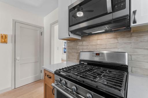 440 Nebraska Avenue E, Saint Paul, MN 55130
