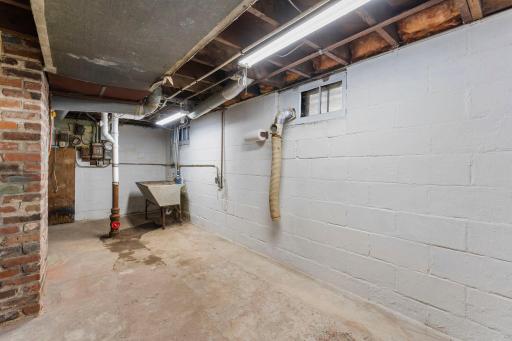 440 Nebraska Avenue E, Saint Paul, MN 55130