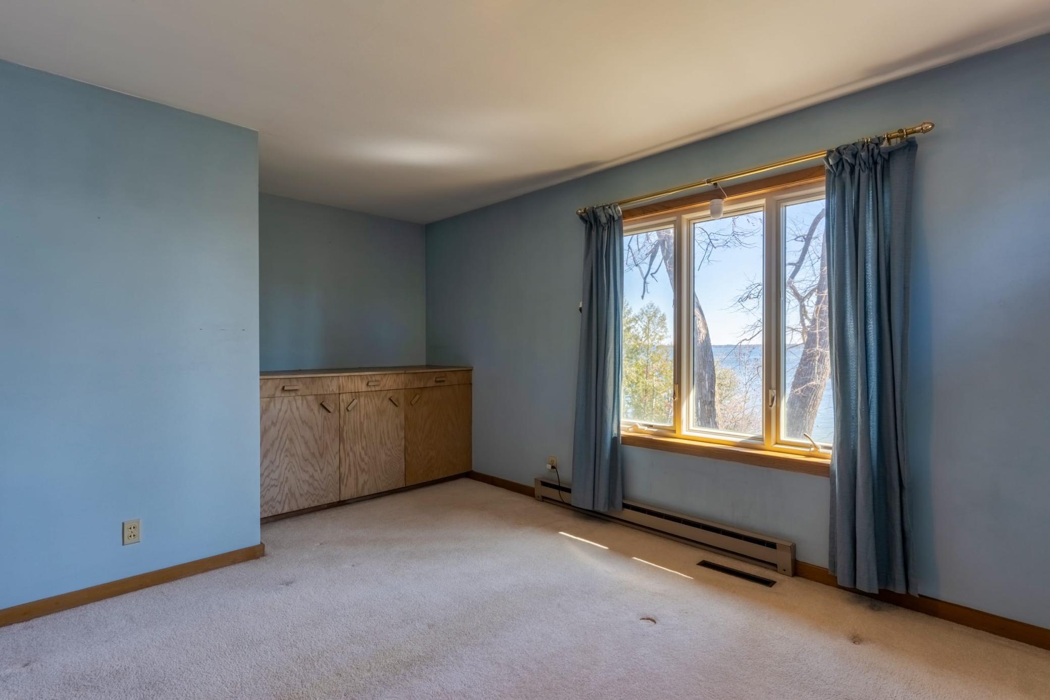 Primary Bedroom.jpeg