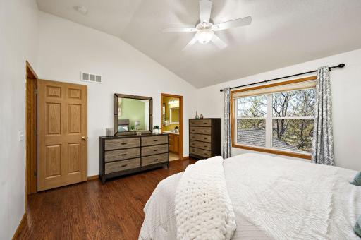 4925 Narcissus Lane N, Plymouth, MN 55446