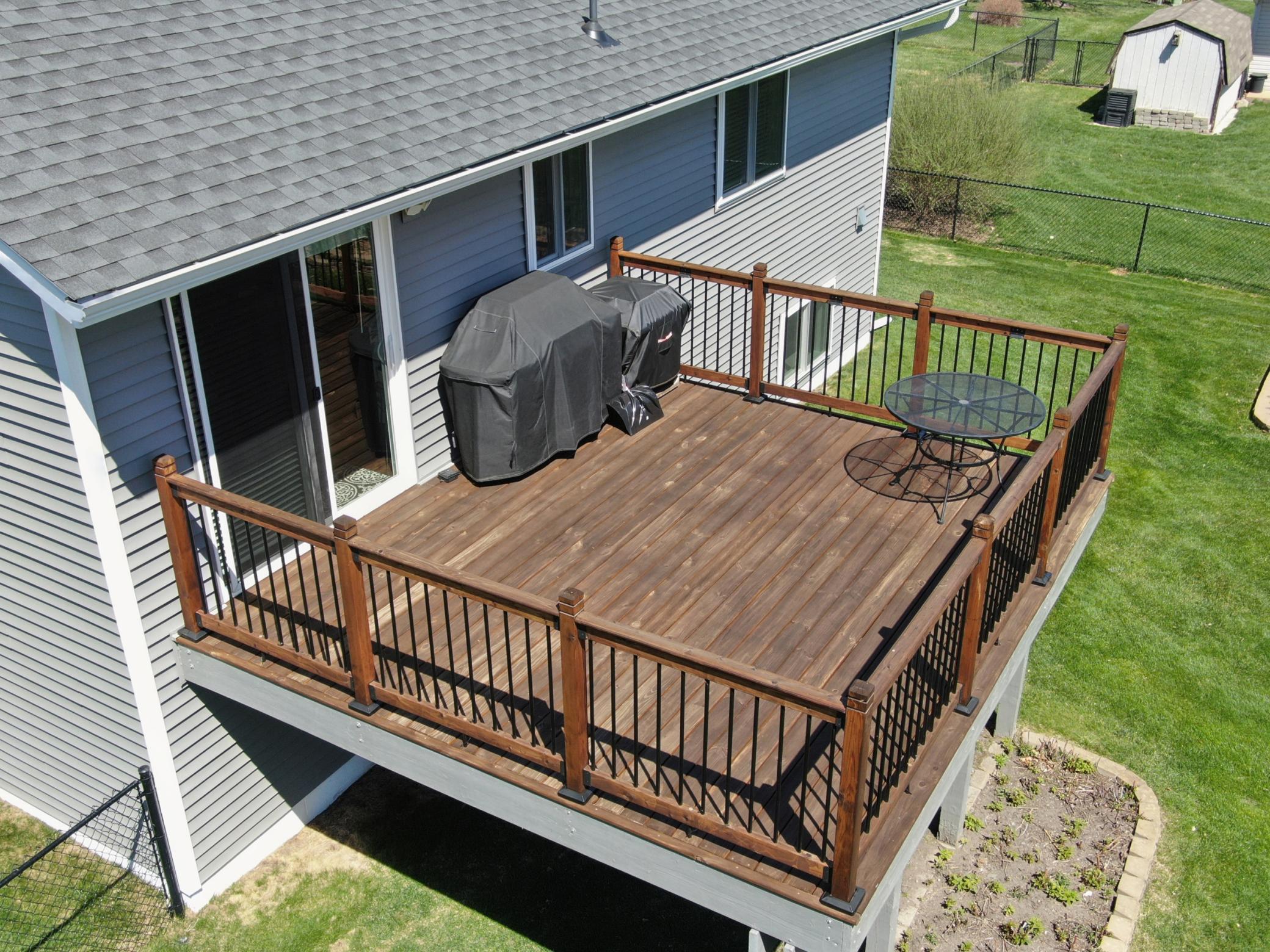 Overview of deck shows you the large size.