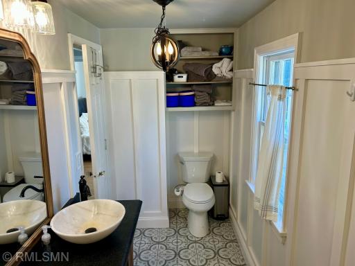 833 10th Street NW, Rochester, MN 55901