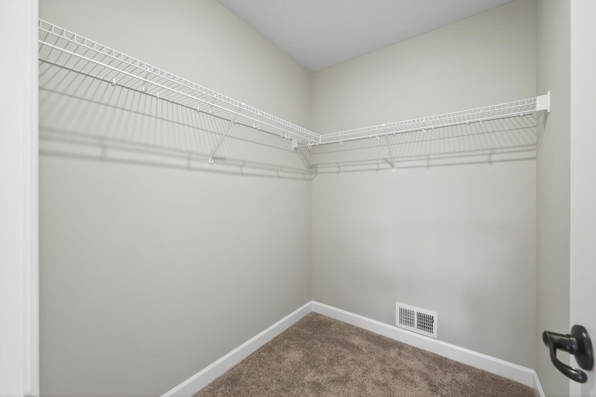 Bedroom 3 Walk-in Closet