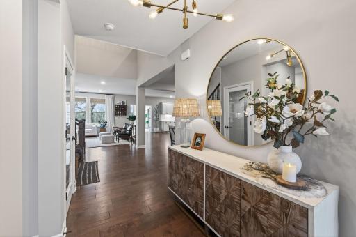 Spacious & inviting Foyer