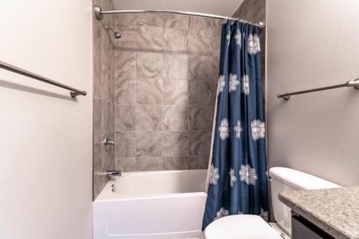 Tile Tub Surround in Hall Bath