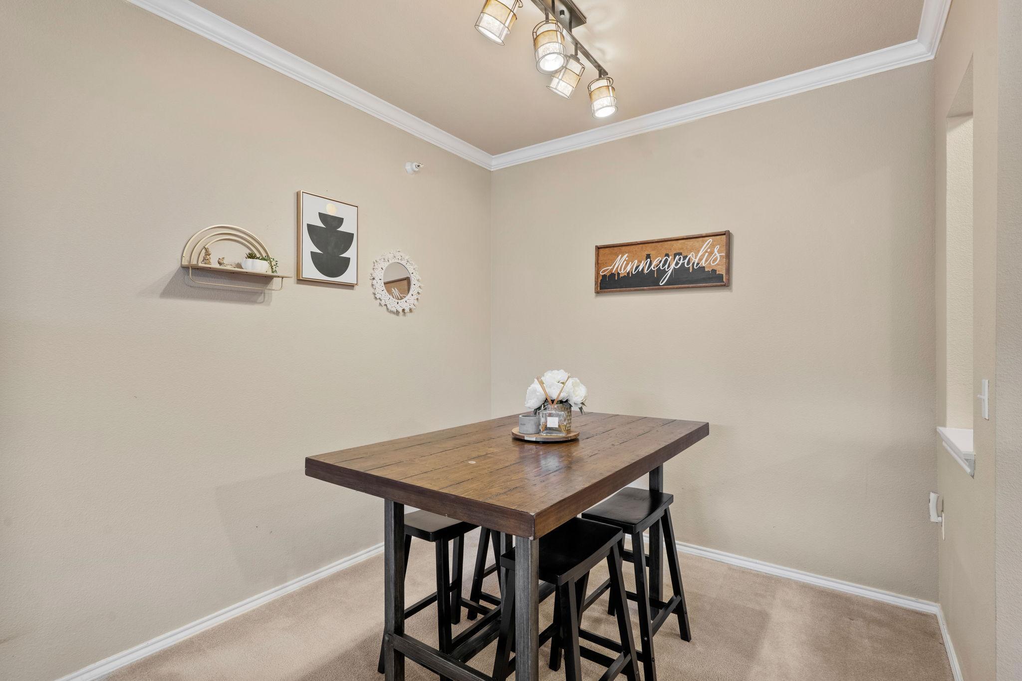 Dining or flex space