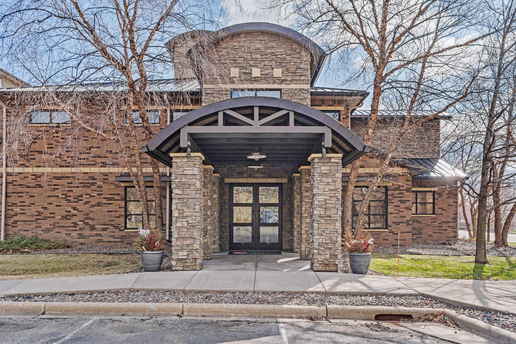 Main entry of Southwest Station Condos