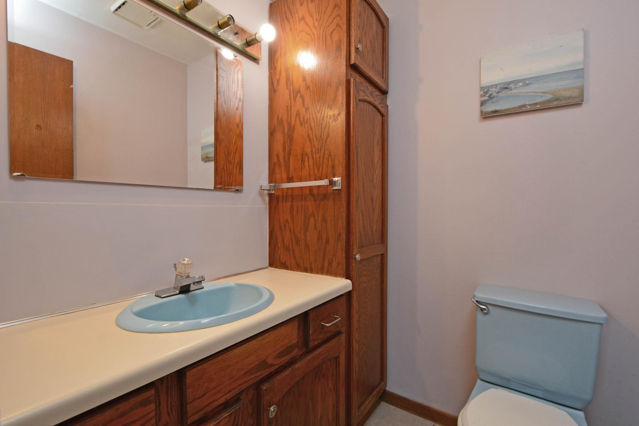 1483 3rd St E 016.jpg