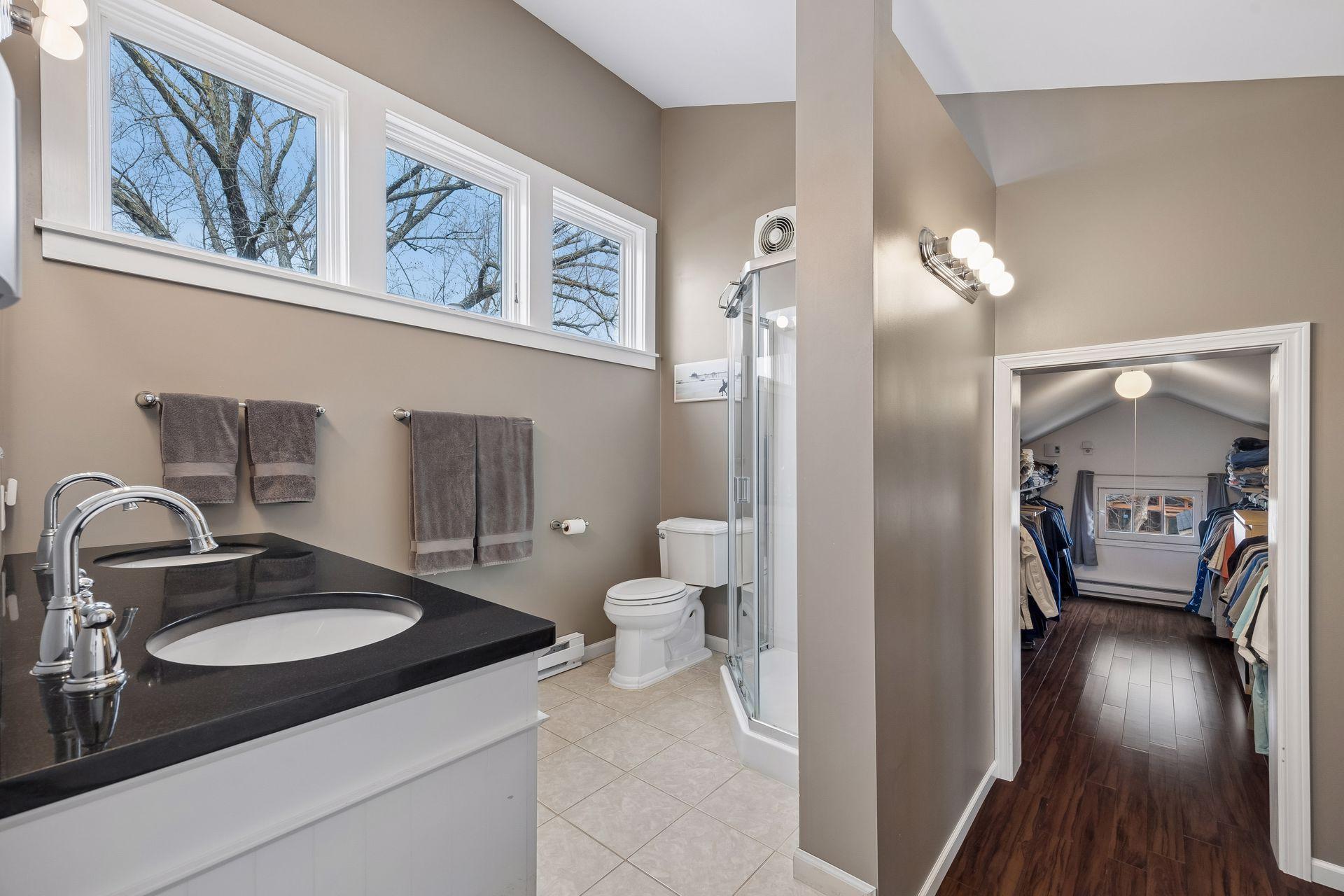 4617 Bryant Avenue South - Spacecrafting - 0040.jpg