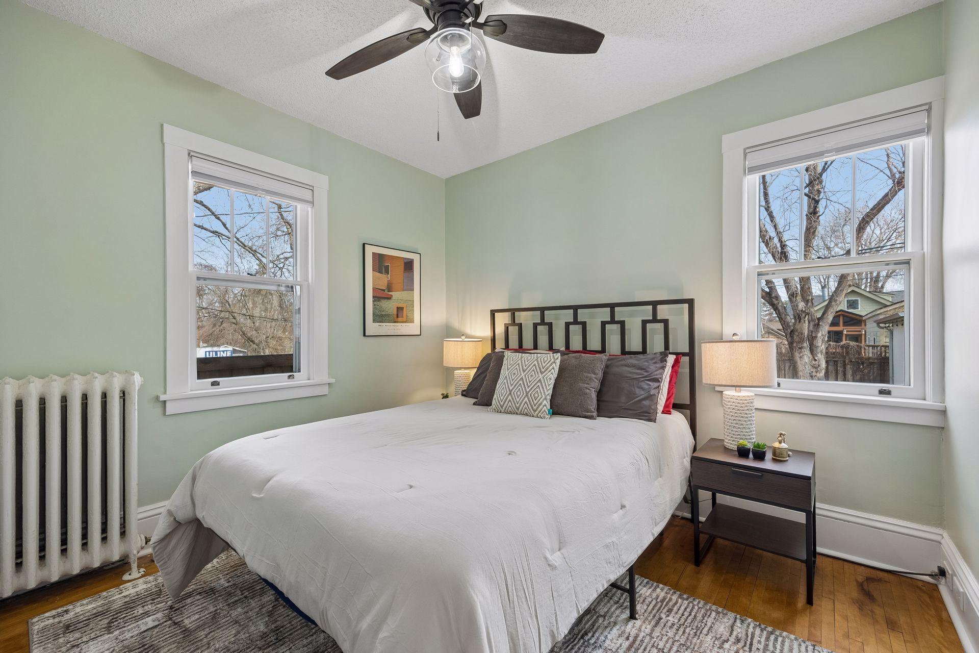 4617 Bryant Avenue South - Spacecrafting - 0026.jpg