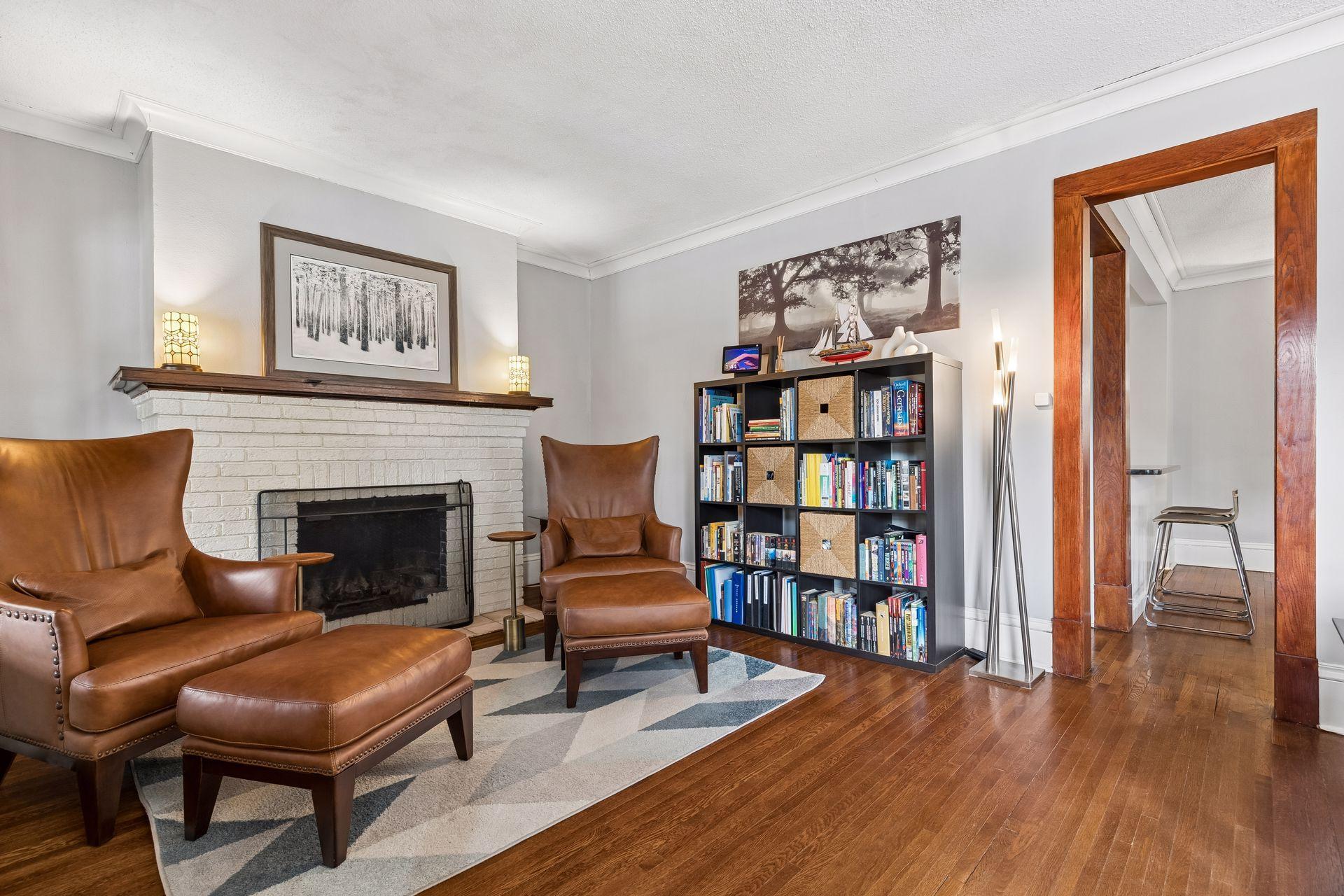 4617 Bryant Avenue South - Spacecrafting - 0013.jpg