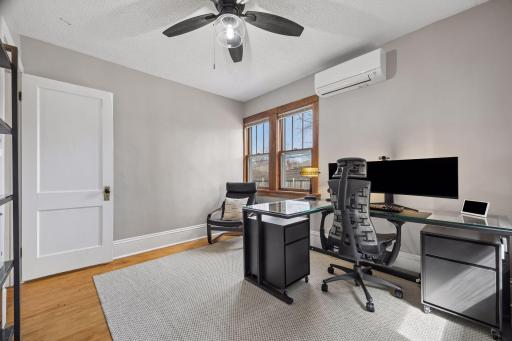 4617 Bryant Avenue South - Spacecrafting - 0030.jpg