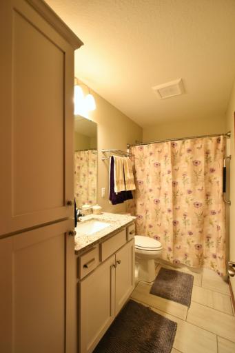 147 Highland Circle, Zumbrota, MN 55992