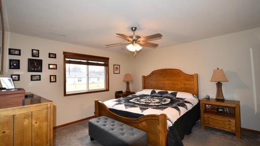 147 Highland Circle, Zumbrota, MN 55992