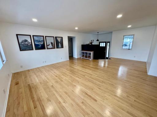 Living space without furniture