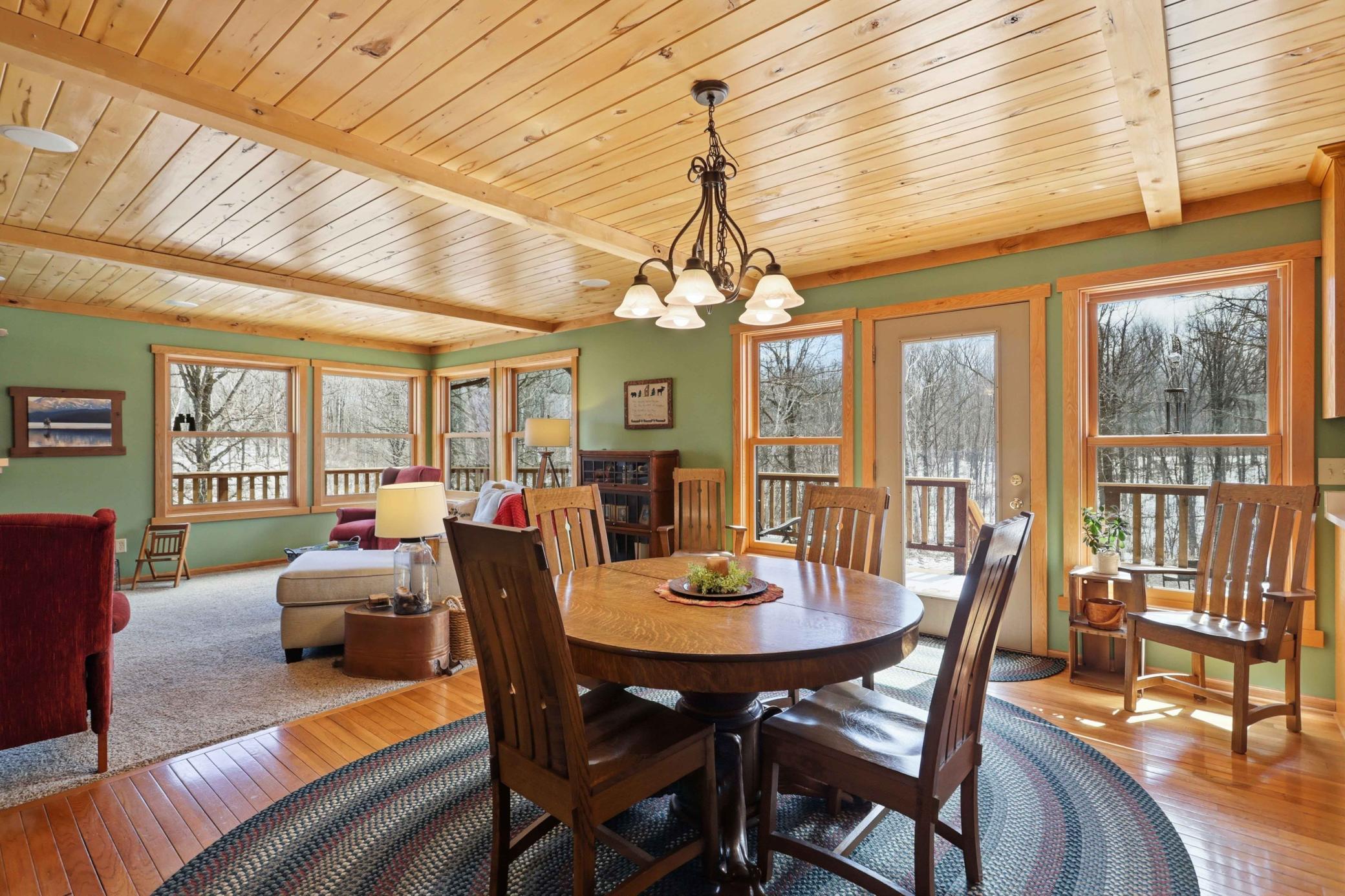 2-2356 340th Ave_Isle-35.jpg