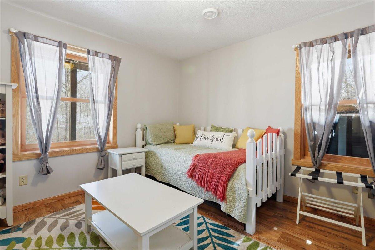 43-2356 340th Ave_Isle-48.jpg