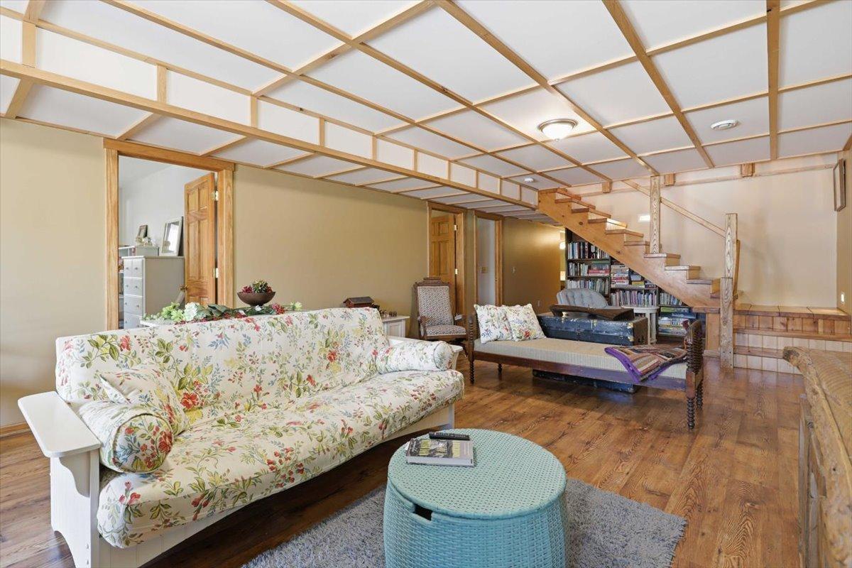 41-2356 340th Ave_Isle-49.jpg