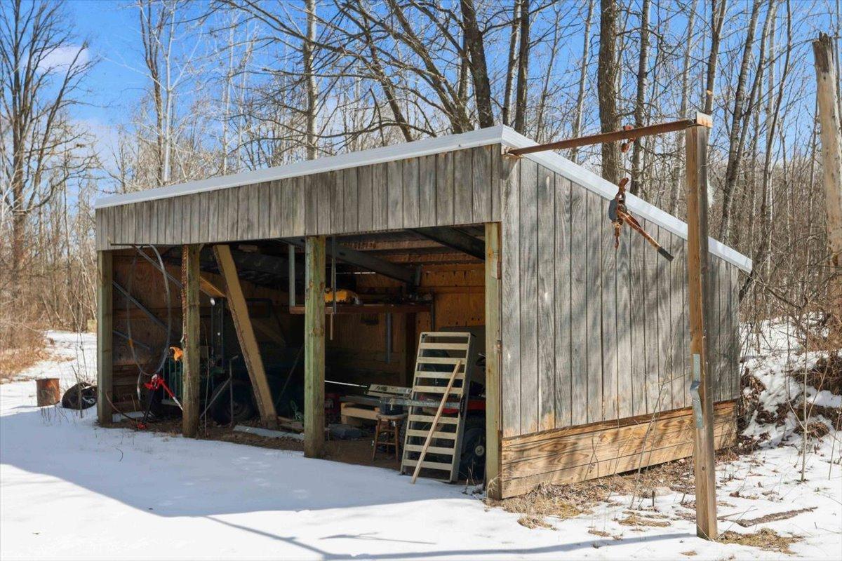 34-2356 340th Ave_Isle-28.jpg