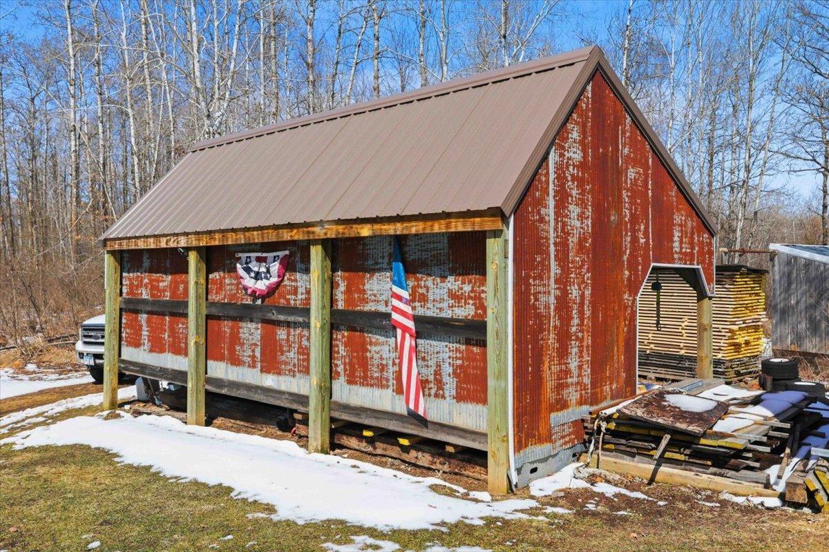 35-2356 340th Ave_Isle-29.jpg