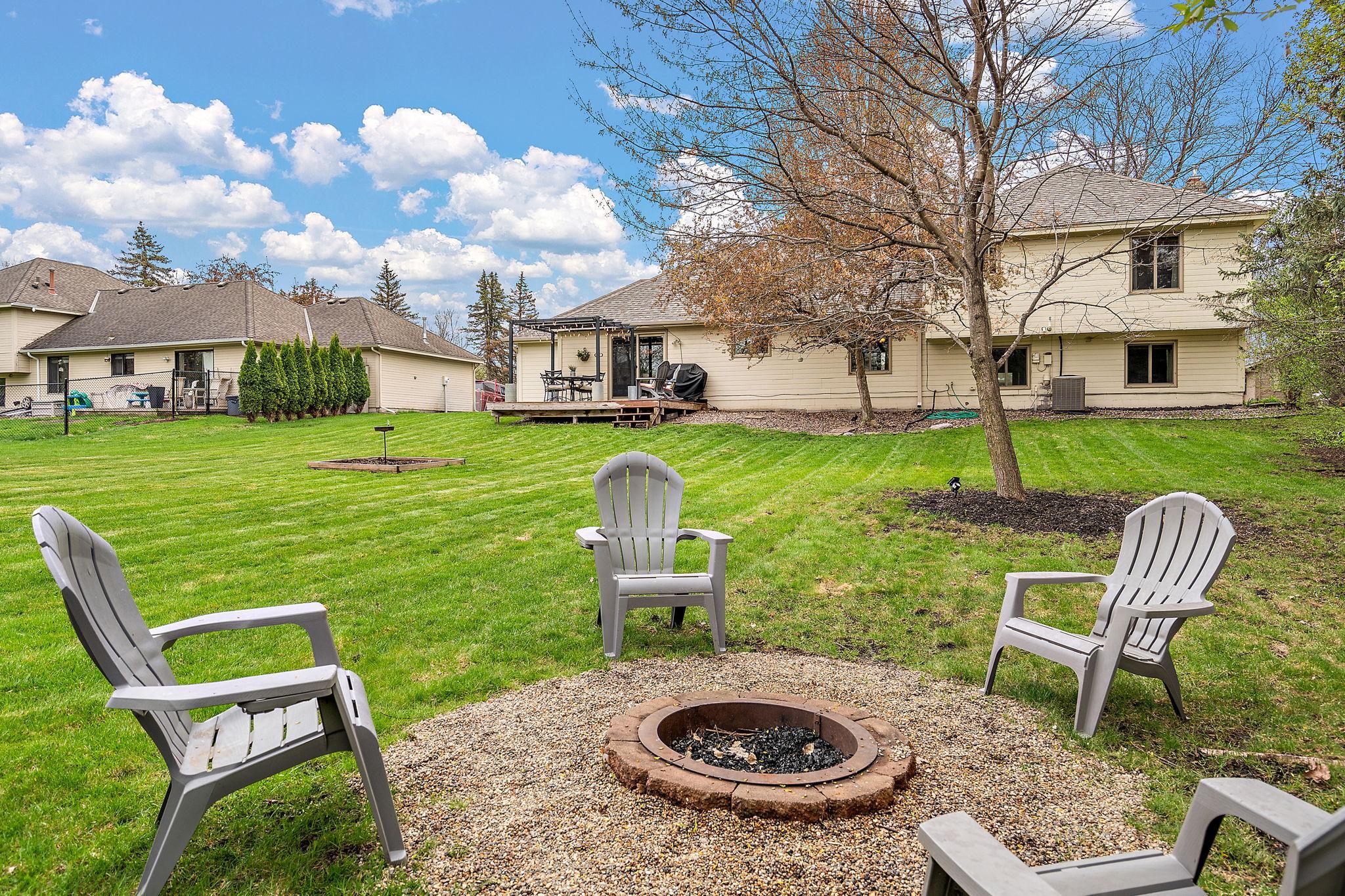 The fire pit is a great spot to entertain twilight visitors and enjoy a few s'mores!